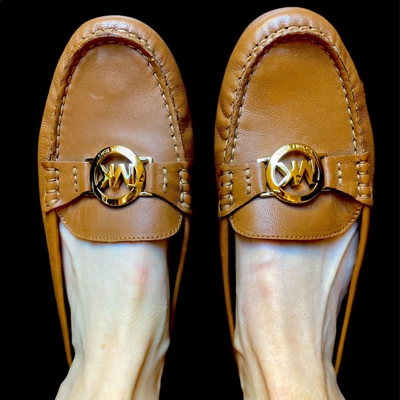 Brown Leather Michael by Michael Kors shoes - Picture 2 of 9